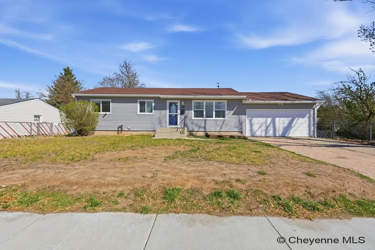 909 Ridge Rd, Cheyenne, WY 82001 - #1