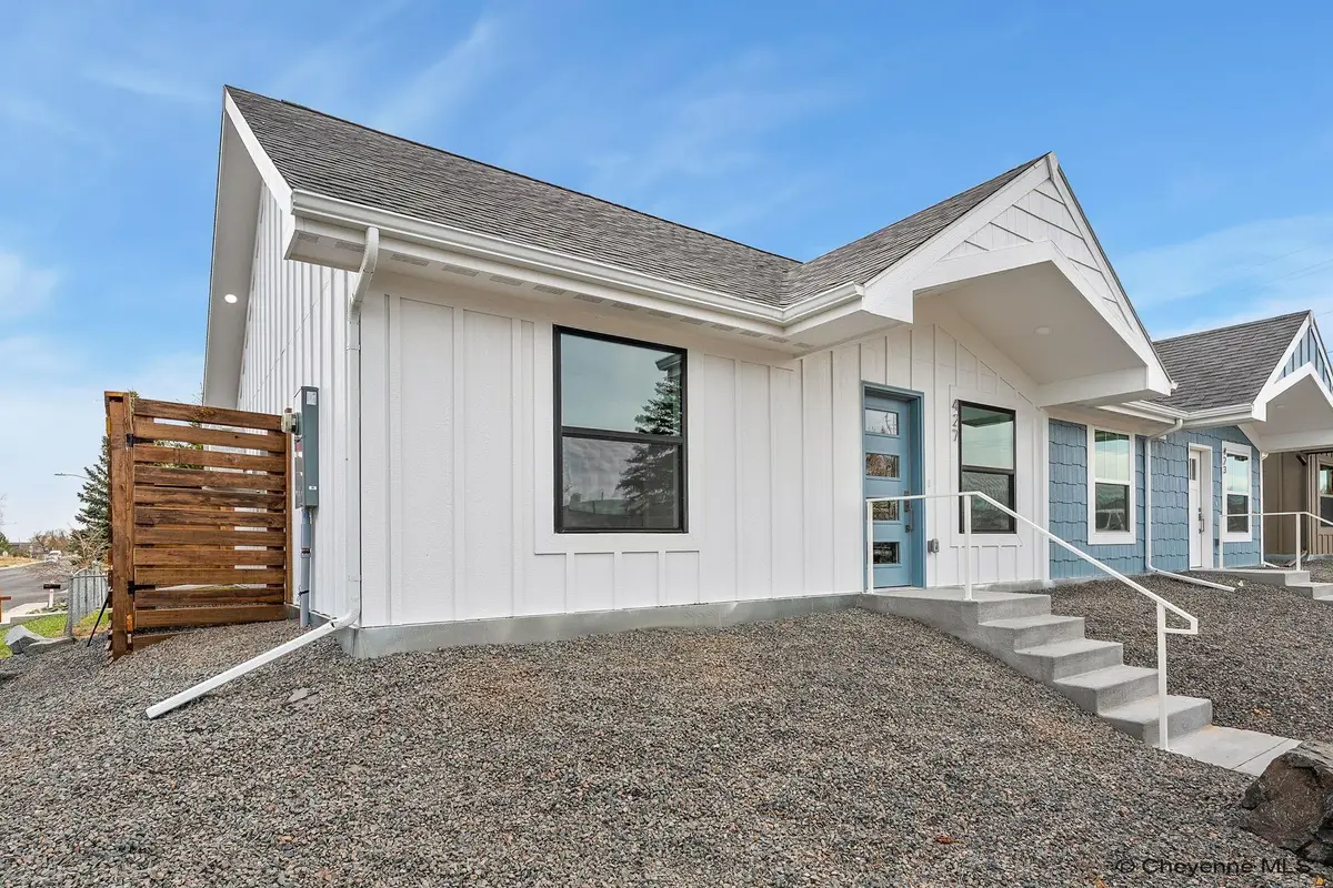 427 Snyder Ave, Cheyenne, WY 82007 - #1