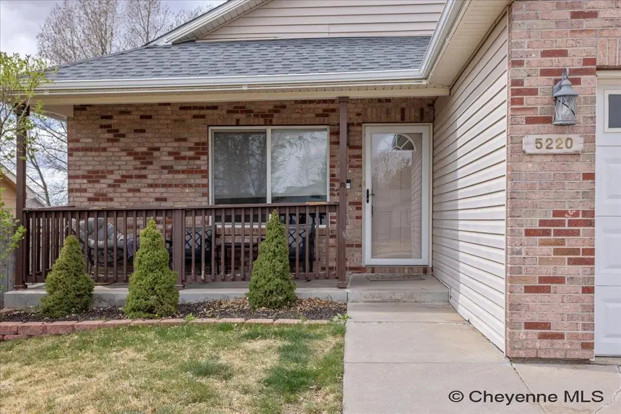 5220 Brianna Ct, Cheyenne, WY 82009 - #3