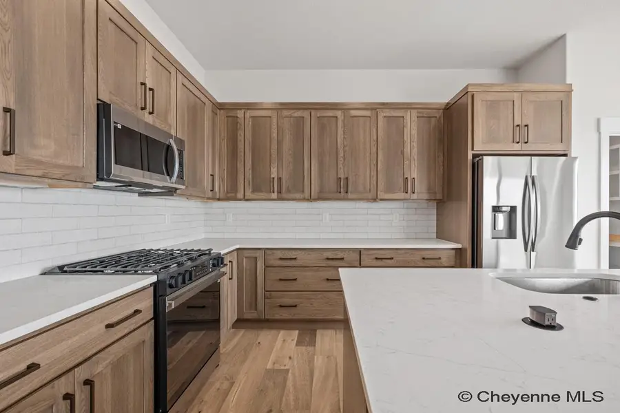 1501 Wineglass Rd, Cheyenne, WY 82009 - #2