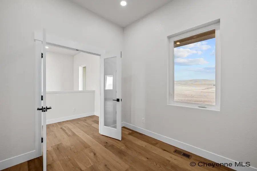 1501 Wineglass Rd, Cheyenne, WY 82009 - #3