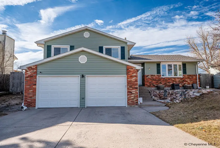 2117 Briarwood Ln, Cheyenne, WY 82009 - #2