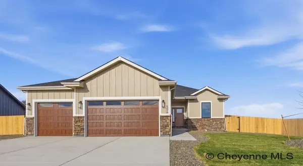 604 Horseshoe Rd, Burns, WY 82053