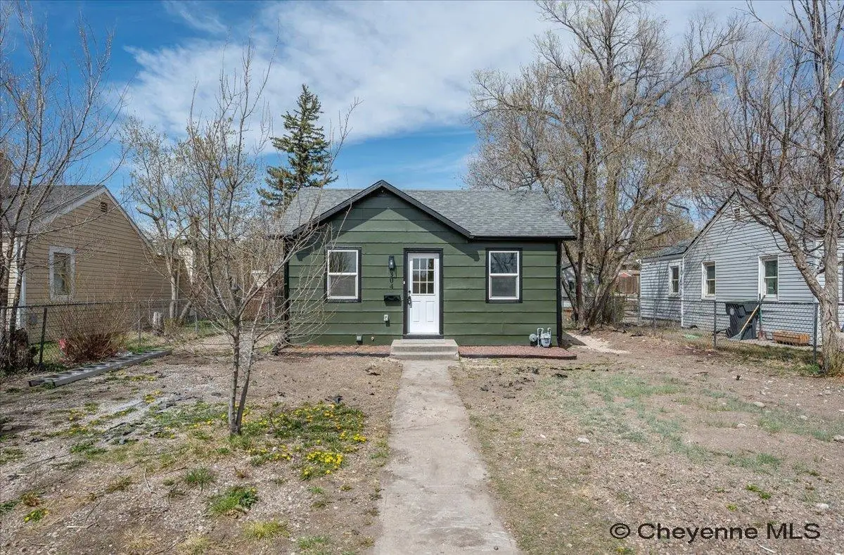 304 E 4th St, Cheyenne, WY 82007 - #1