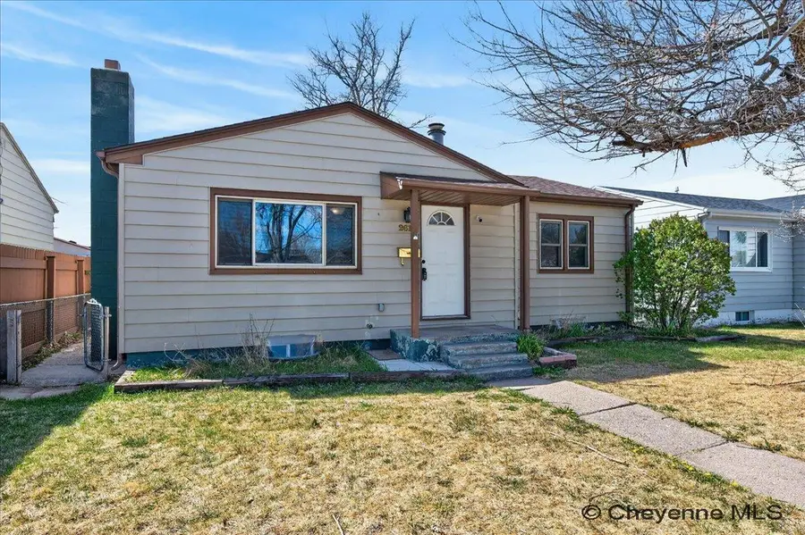 2617 E 10th St, Cheyenne, WY 82007 - #2