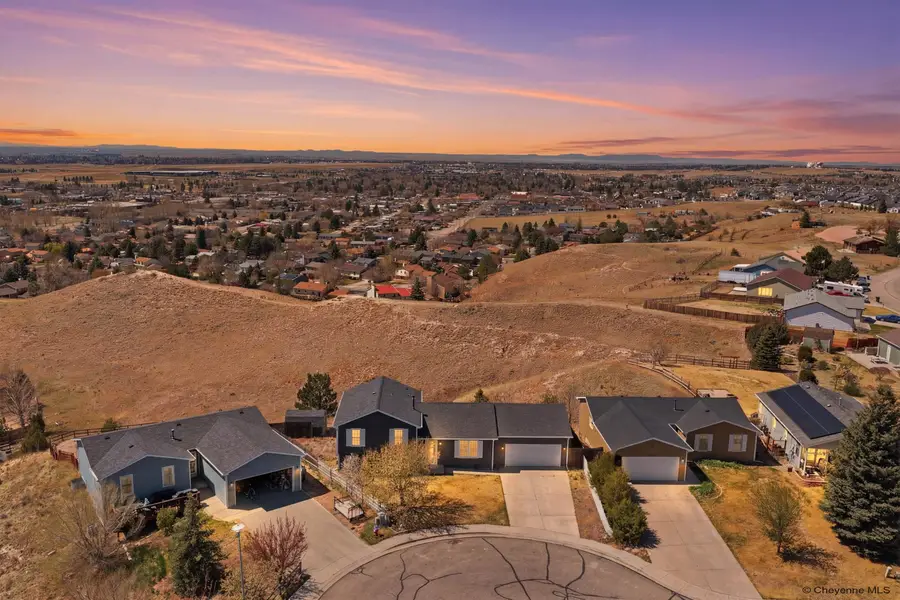5206 View Point Ct, Cheyenne, WY 82009 - #2