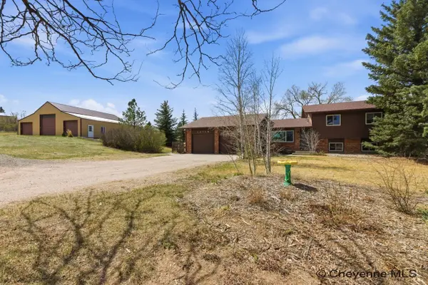 10718 W Polo Pl, Cheyenne, WY 82009