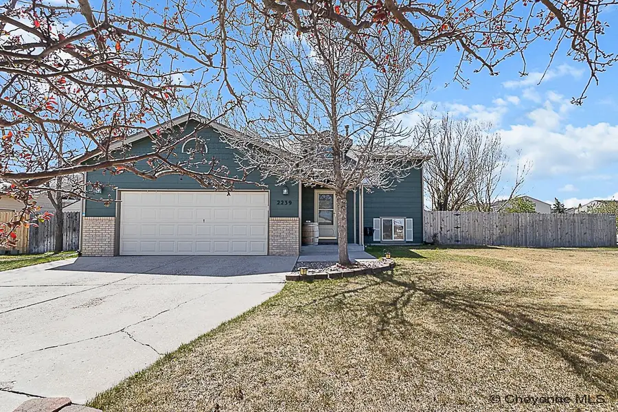 2239 Meadow Dr, Cheyenne, WY 82001 - #2