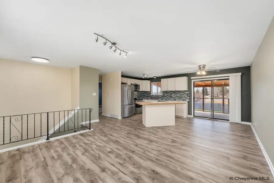 701 Melton St, Cheyenne, WY 82009 - #3