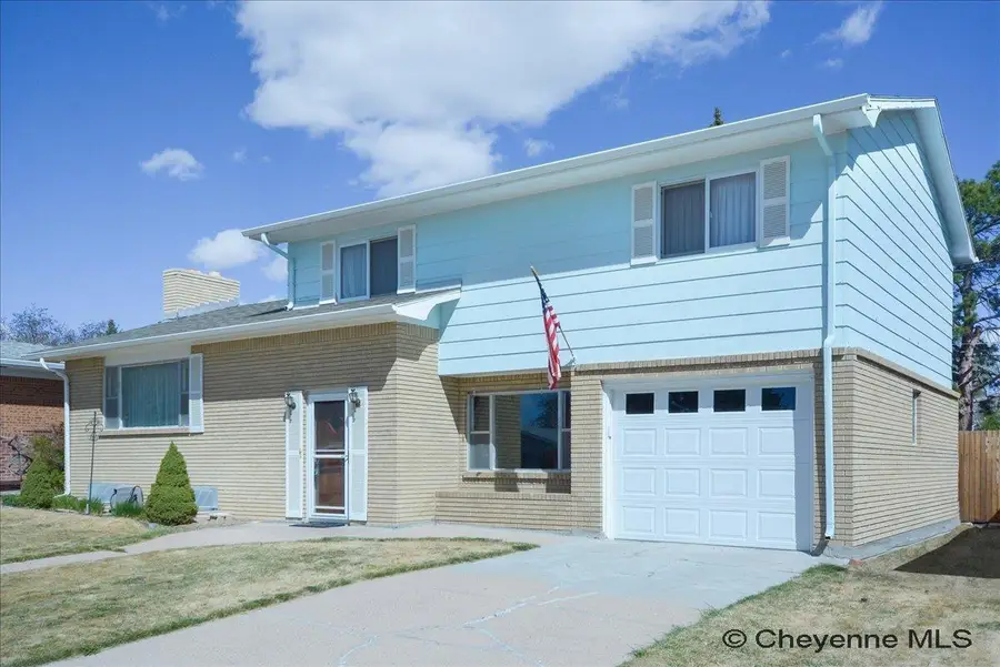3240 Fir Dr, Cheyenne, WY 82001 - #2