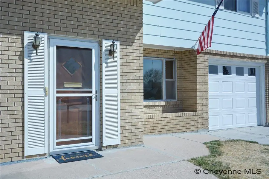 3240 Fir Dr, Cheyenne, WY 82001 - #3