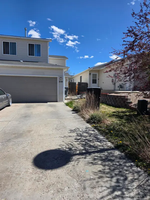 229 Abby Rd, Cheyenne, WY 82007