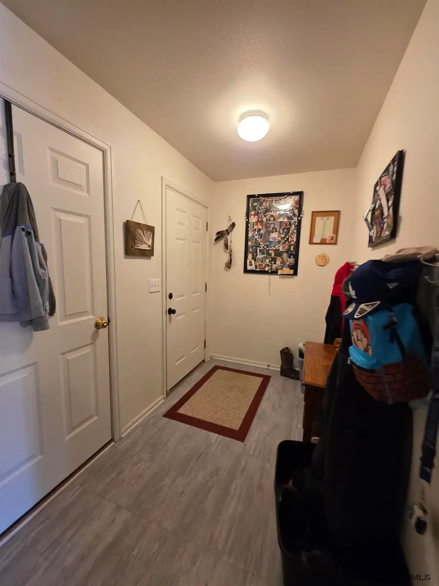 352 Snyder Ave, Cheyenne, WY 82007 - #2