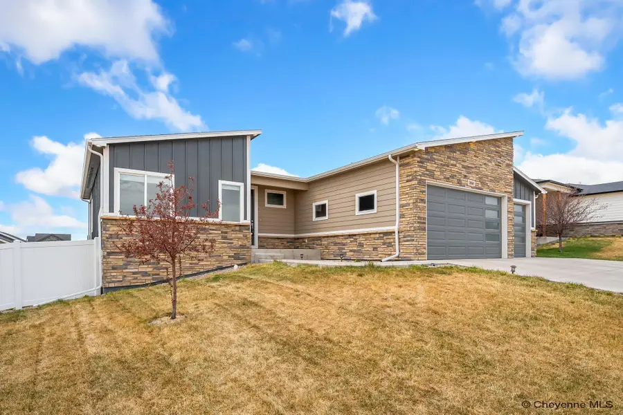 3950 Farthing Rd, Cheyenne, WY 82001 - #2