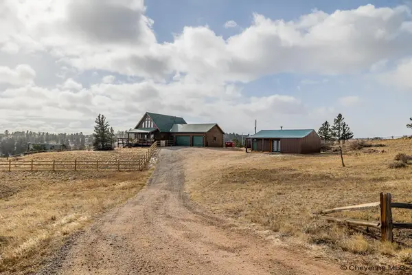 281 Valley View Ct, Cheyenne, WY 82009