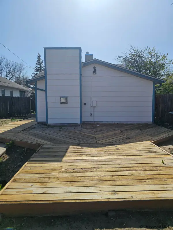 2813 Bent Ave, Cheyenne, WY 82001