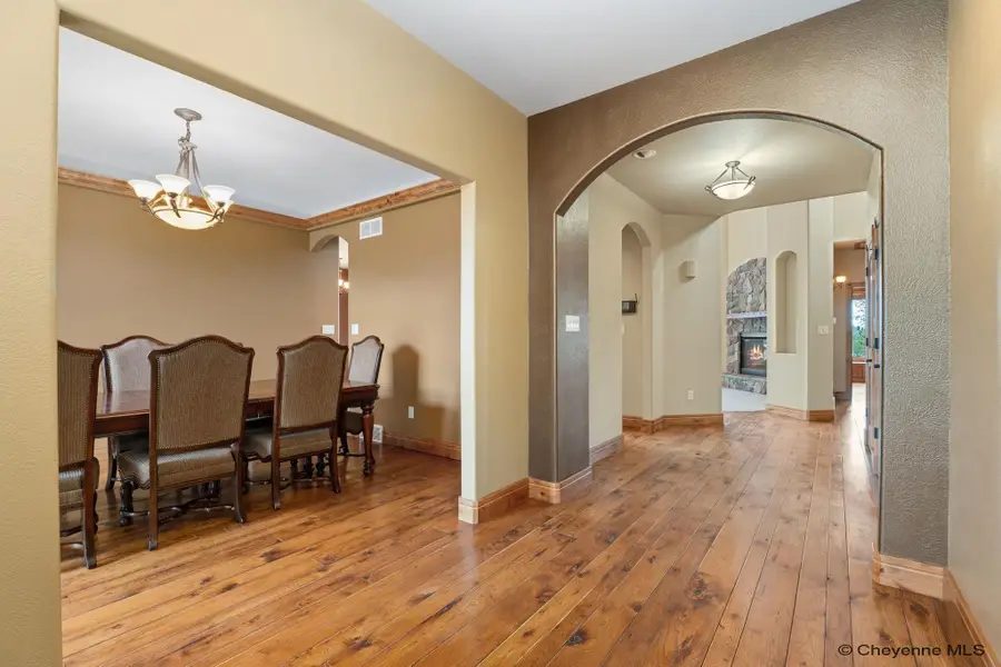 802 Sterling Dr, Cheyenne, WY 82009 - #2
