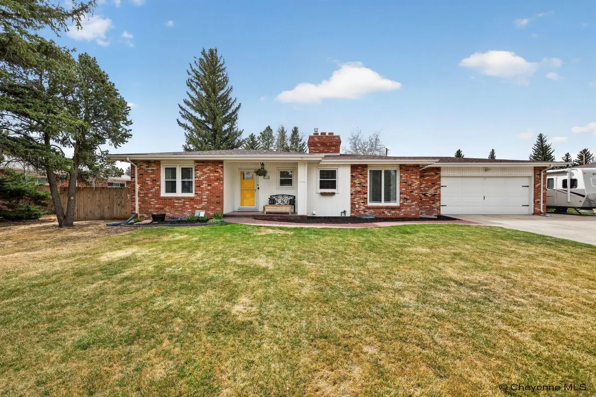 911 Pike St, Cheyenne, WY 82009 - #1