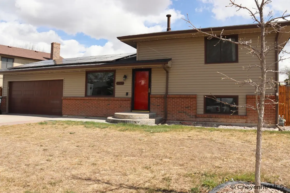 5060 Timberline Rd, Cheyenne, WY 82009 - #1
