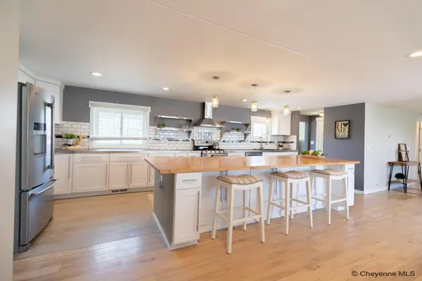 3305 Mckinley Ave, Cheyenne, WY 82001
