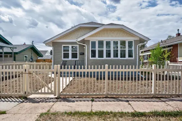 117 E 3rd Ave, Cheyenne, WY 82001