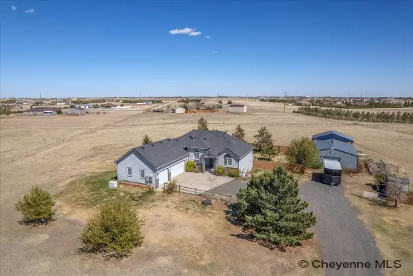 8543 Firethorn Ln, Cheyenne, WY 82009