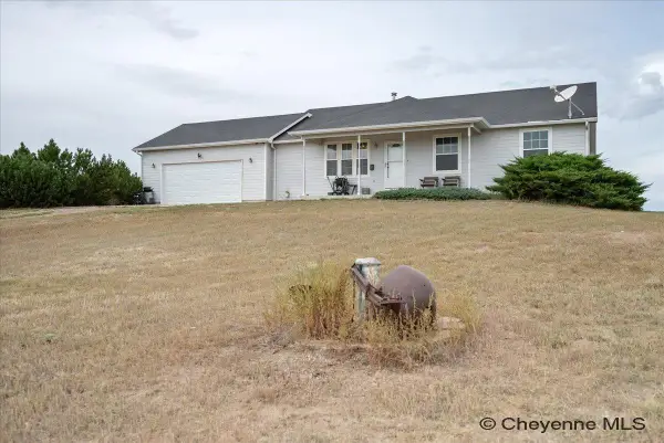 3726 Chuck Wagon Rd, Cheyenne, WY 82009