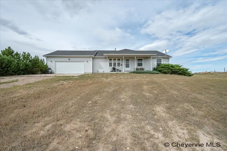 3726 Chuck Wagon Rd, Cheyenne, WY 82009 - #2