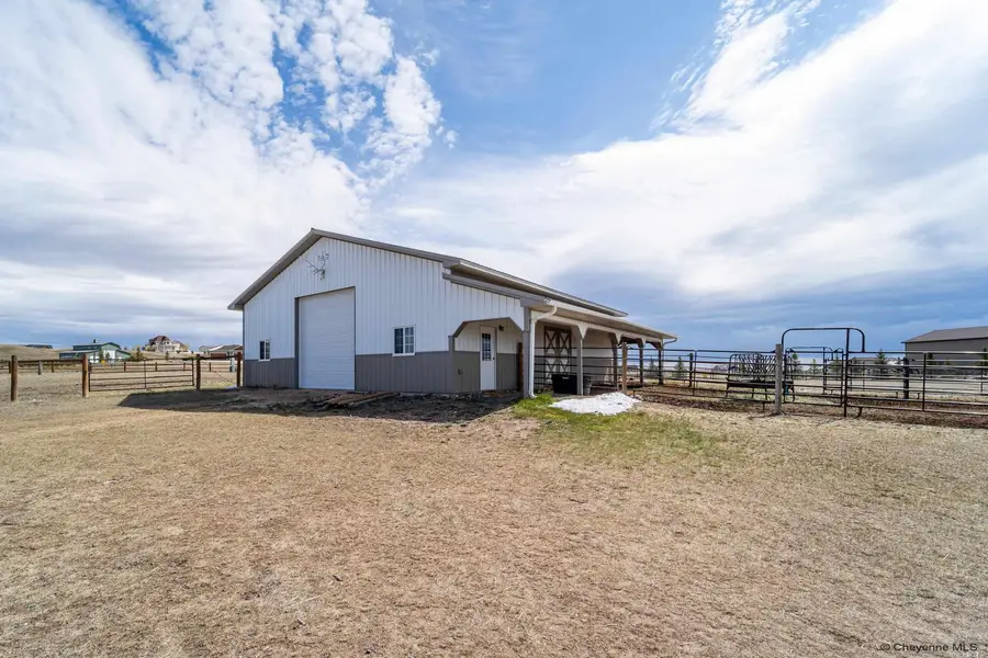6701 Telluride Dr, Cheyenne, WY 82009 - #3