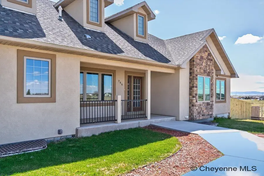 746 Barricade Rd, Laramie, WY 82070 - #2