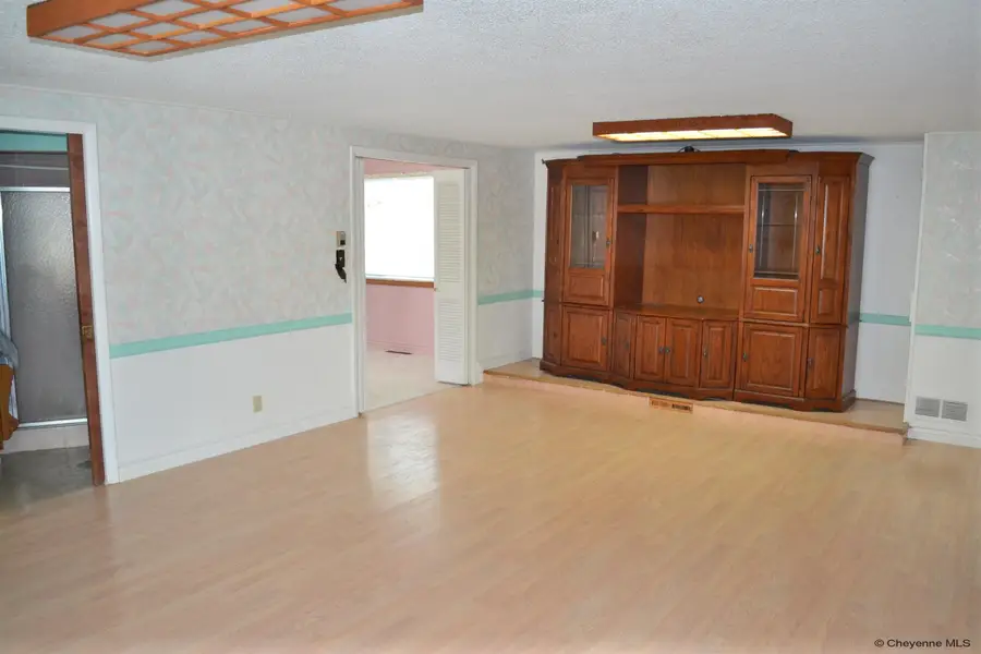 2848 Pine Dr, Cheyenne, WY 82001 - #2