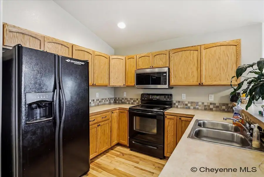 5400 Liz Ranch Rd, Cheyenne, WY 82007 - #2