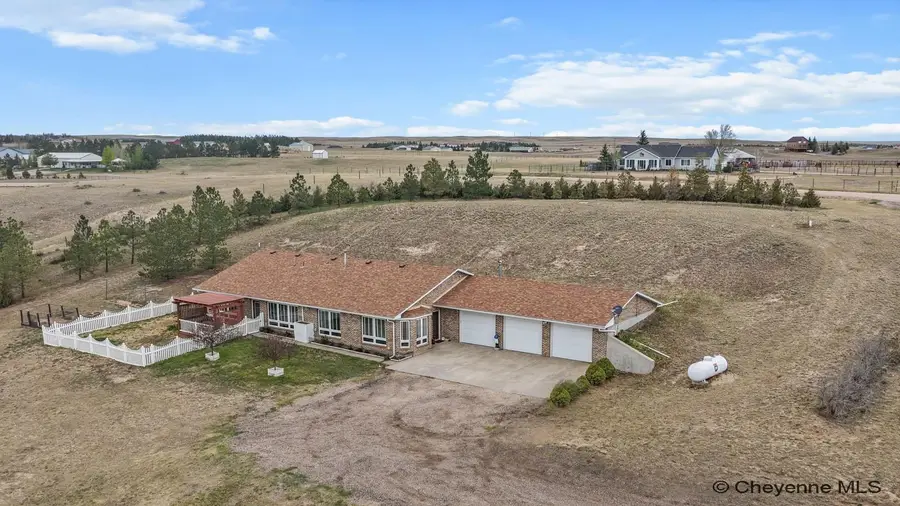 2745 Chrysler Rd, Cheyenne, WY 82009 - #2