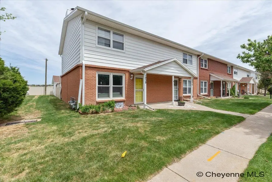 1458 Trent Ct, Cheyenne, WY 82009 - #2