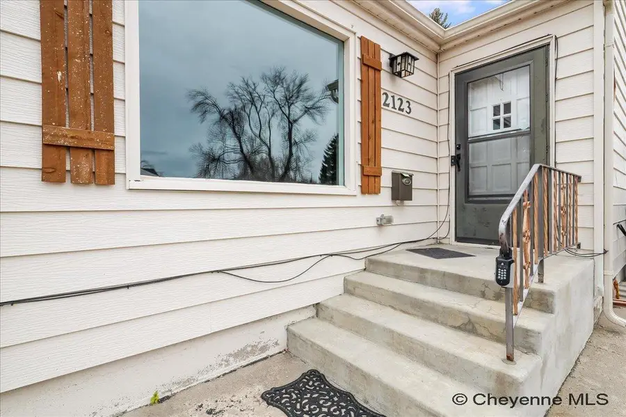2123 E 18th St, Cheyenne, WY 82001 - #3