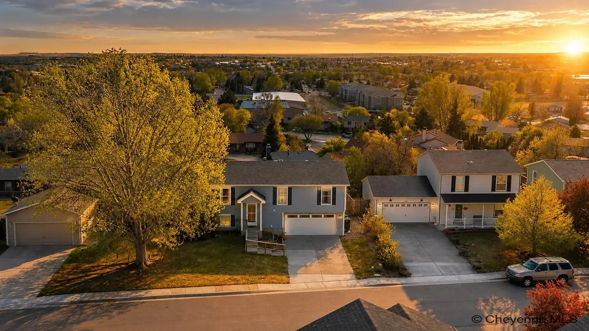 4417 Sullivan St, Cheyenne, WY 82009 - #1