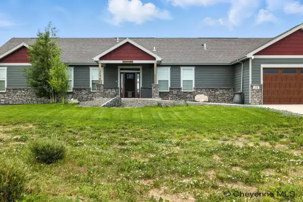 208 F Quarter Circle Loop, Cheyenne, WY 82007