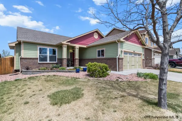 5828 Kenosha St, Cheyenne, WY 82001
