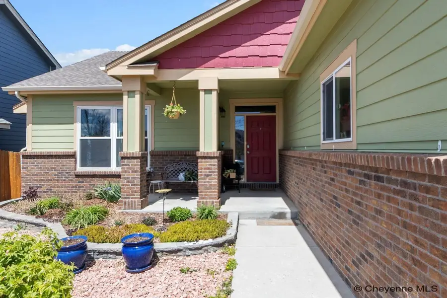 5828 Kenosha St, Cheyenne, WY 82001 - #3