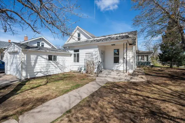 122 E 25th St, Cheyenne, WY 82001