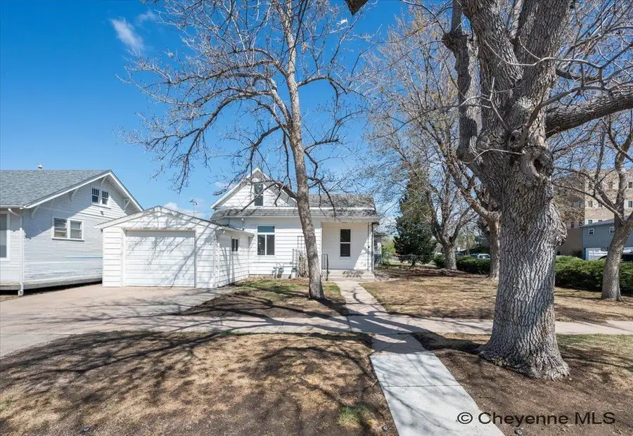122 E 25th St, Cheyenne, WY 82001 - #2