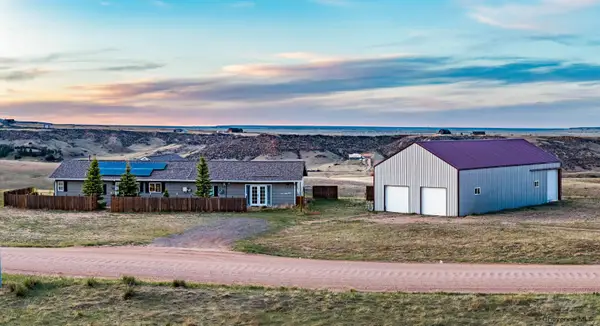 736 Valley View Dr, Cheyenne, WY 82001-0000