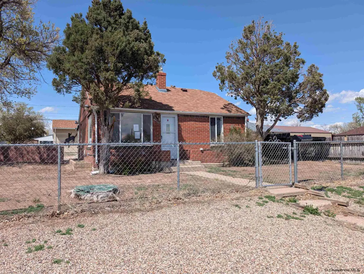 2502 E 9th St, Cheyenne, WY 82001 - #1