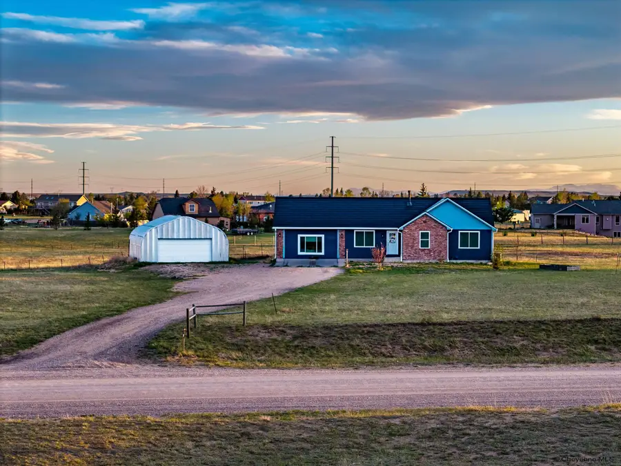 563 Weatherby Dr, Cheyenne, WY 82007 - #3