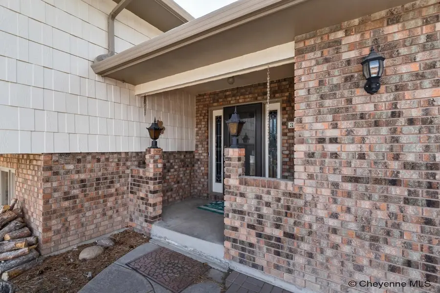 3158 Bluff Pl, Cheyenne, WY 82009 - #3