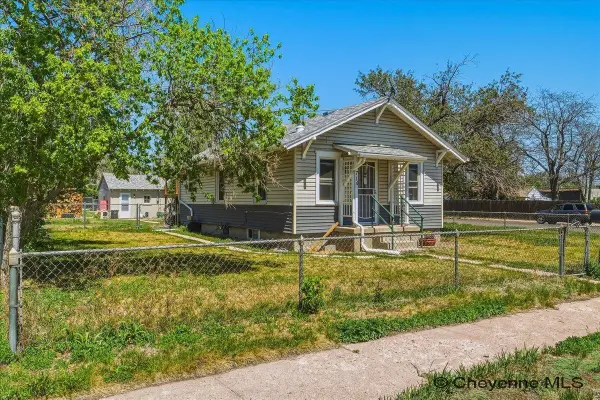 714 5th St, Cheyenne, WY 82007