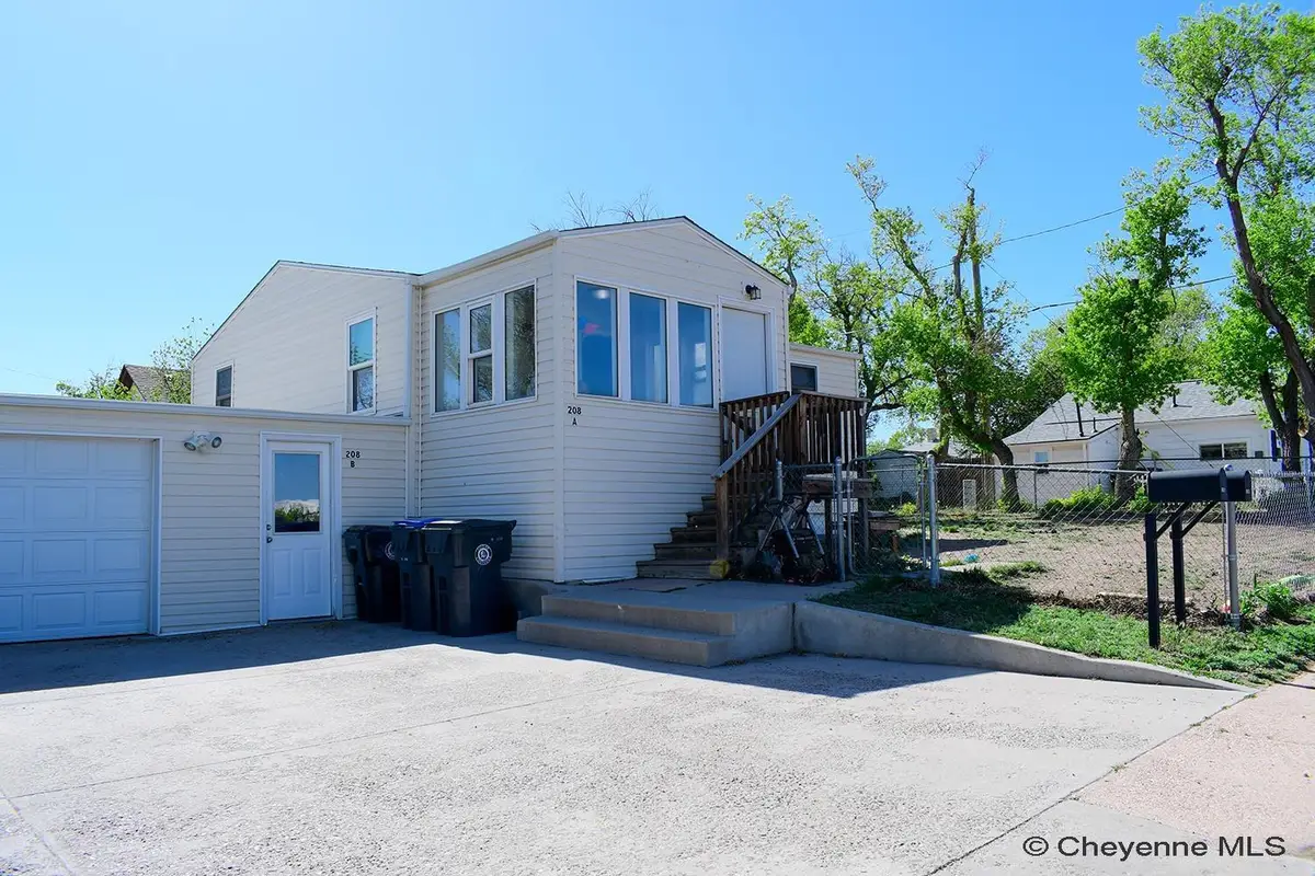 208 Russell Ave, Cheyenne, WY 82007 - #1