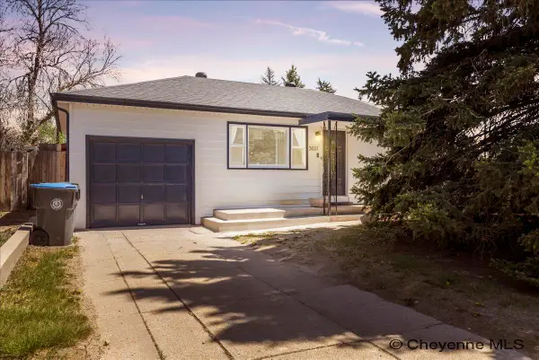 3601 Alexander Ave, Cheyenne, WY 82009-2759