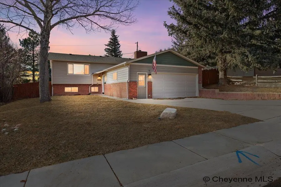 6538 Moreland Ave, Cheyenne, WY 82009 - #3