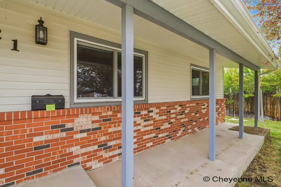 721 Shoshoni St, Cheyenne, WY 82009 - #2